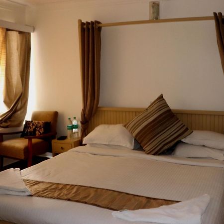 Horzay Hotell Leh Exteriör bild